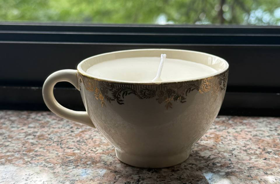 Vanilla Solitaire Teacup