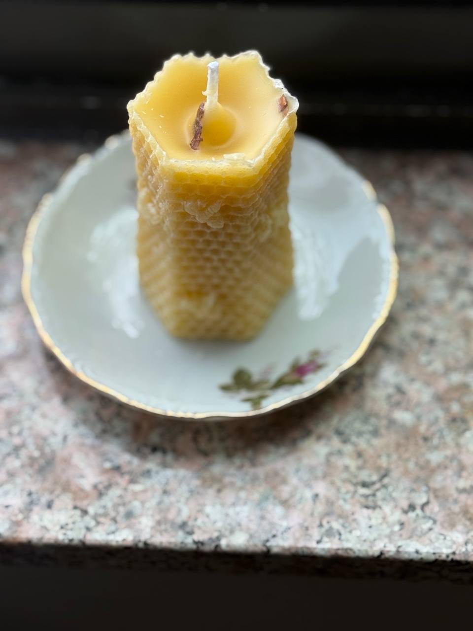 Horchata Hexagon Pillar